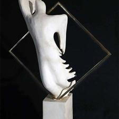 نیاز به بیان حرف های نگفته هنرمند را به خلق اثر هنری سوق می دهد