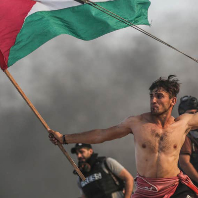 مصطفی حسن عکاسی از نوار غزه