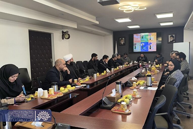 تقدیر از دست‌اندرکاران کمیته‌های هنری کنگره شهدای البرز