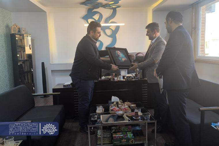 امضای تفاهم‌نامه همکاری حوزه هنری البرز و اداره‌کل زندان‌های استان