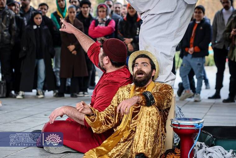 «خرده روایت‌های خیابانی خلیل حلبی» صدای البرز در جشنواره تئاتر فجر
