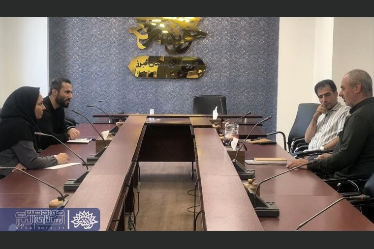 نگارش ۸ کتاب فاخر زندگی‌نامه شهدا توسط حوزه هنری البرز