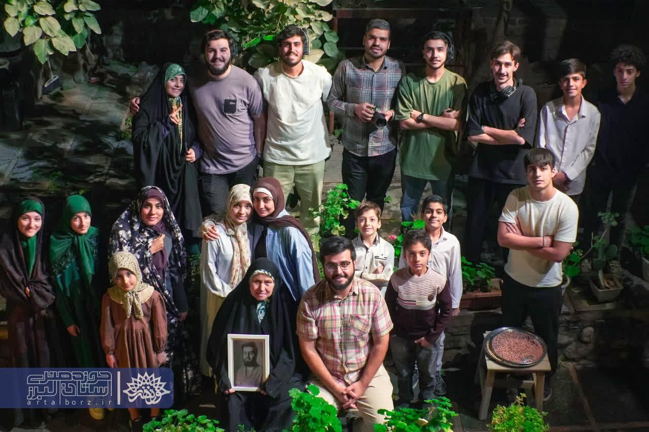 «خاتون البرز»؛ روایتی هنری از فداکاری مادران شهدا در کرج «خاتون البرز»؛ روایتی هنری از فداکاری مادران شهدا در کرج