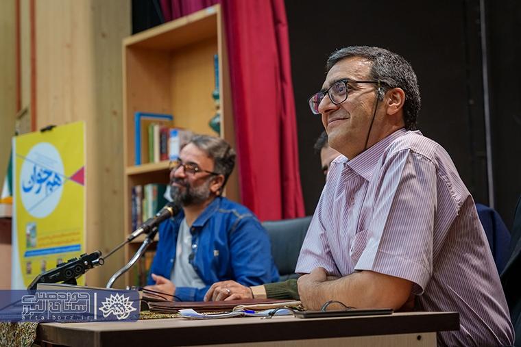 نخستین نشست «هم‌خوان» با نقد رمان «سنگ اقبال» در کرج برگزار شد