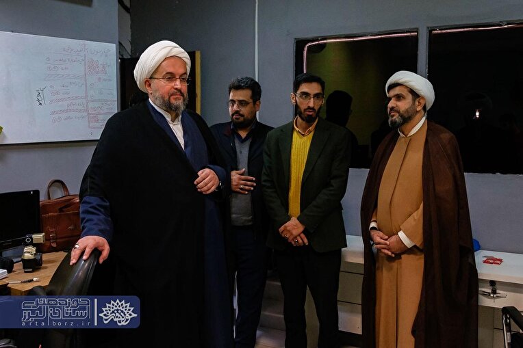 مرکز رسانه صدر؛ بستری برای تولید و توزیع محتوای رسانه‌ای جبهه انقلاب