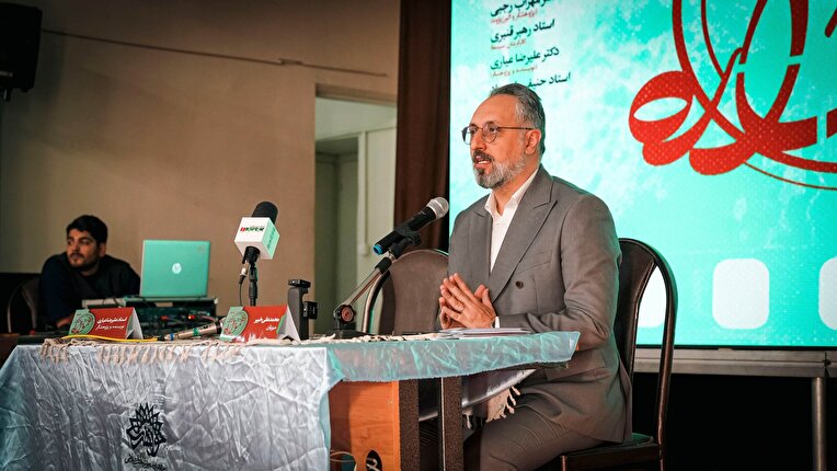 چهارمین نشست «همواره» با موضوع هویت شهری کرج برگزار شد