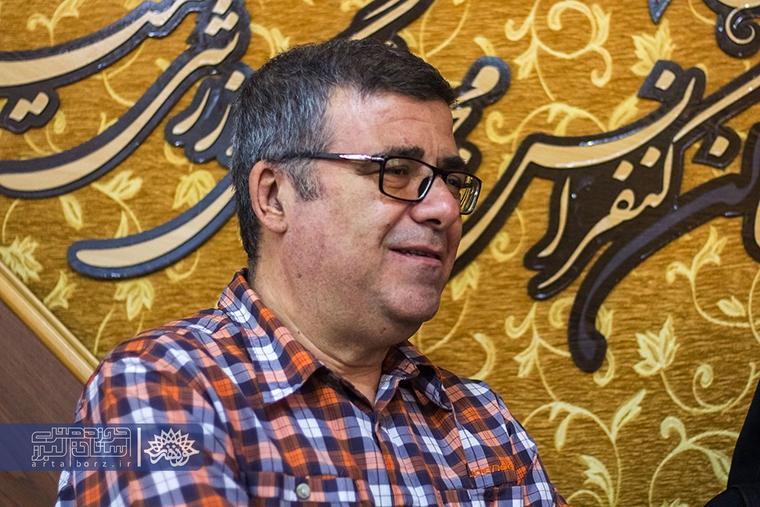 نشست هم‌اندیشی نویسندگان کودک و نوجوان با محوریت ادبیات دفاع مقدس در البرز برگزار شد.